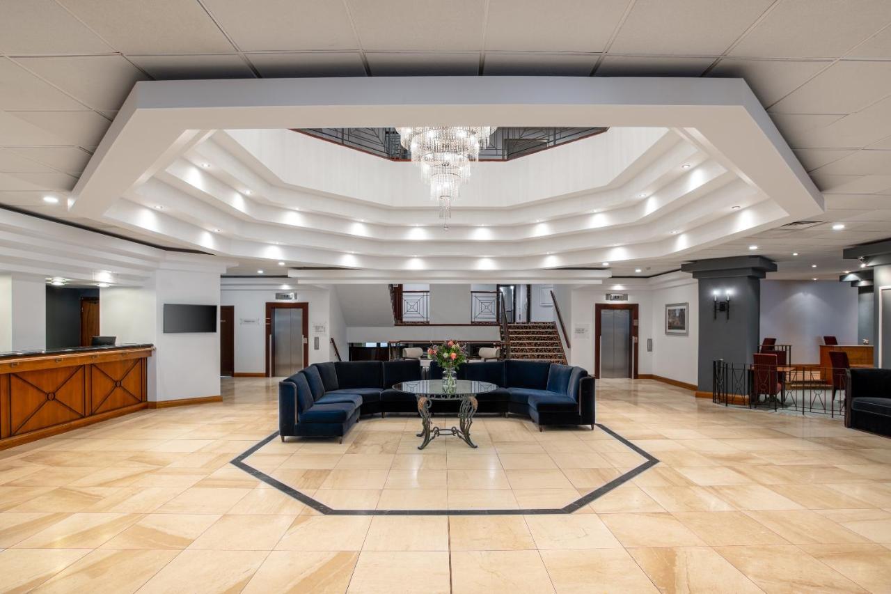 国敦埃芬汉盖特威克酒店 Copthorne  外观 照片