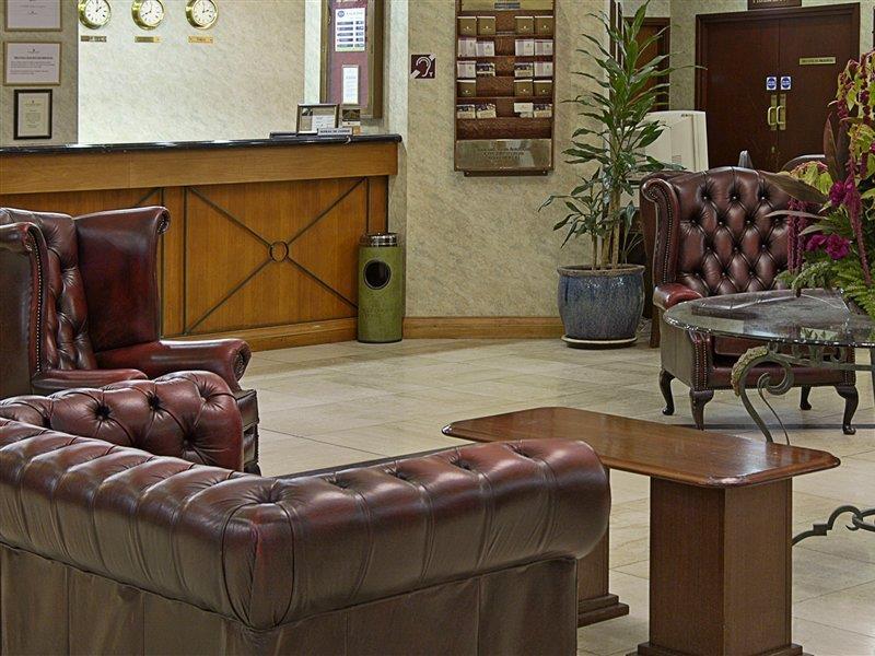 国敦埃芬汉盖特威克酒店 Copthorne  外观 照片