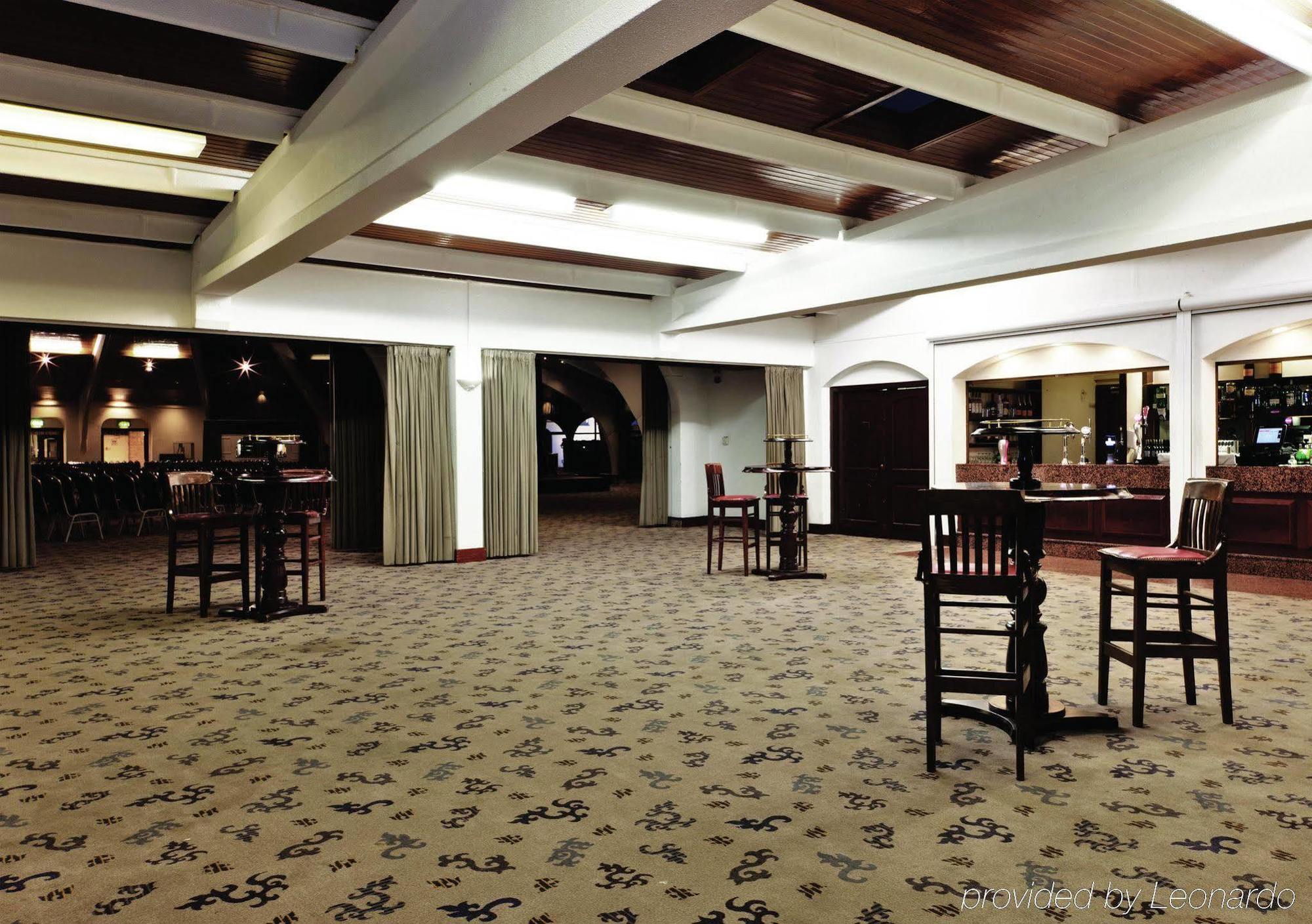 国敦埃芬汉盖特威克酒店 Copthorne  内观 照片